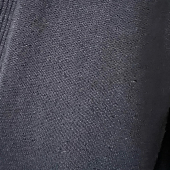 Well loved navy blue sweater XL - Picture 7 of 7